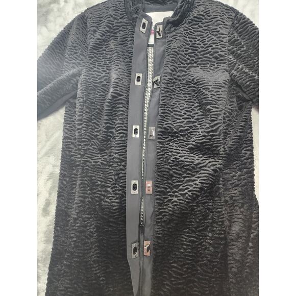 Carol Anderson By Invitation Faux Fur Jacket Size M Black Turn Lock Classic Chic - Picture 3 of 10